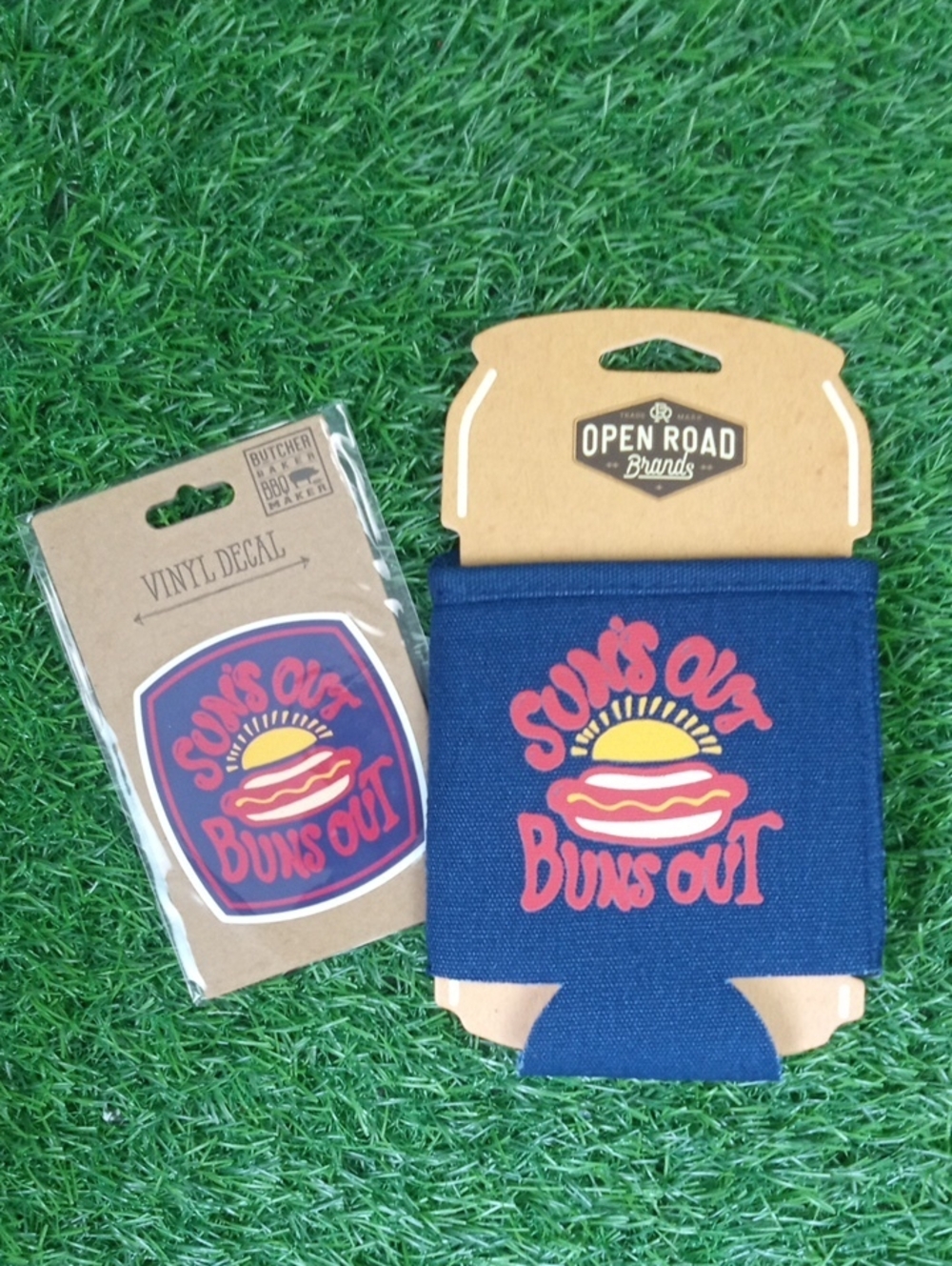 🏠🍒 Navy 'Suns Out Buns Out' Can Cooler Set